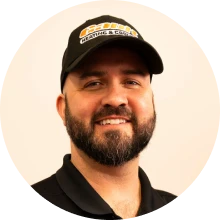 Gault TravisJ 220x220